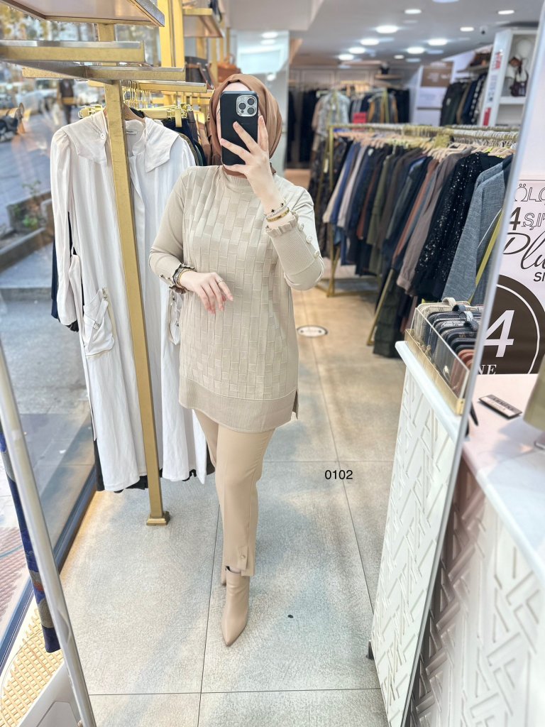 0102 Kareli Tunik