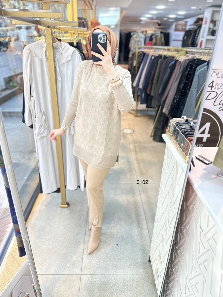 0102 Kareli Tunik