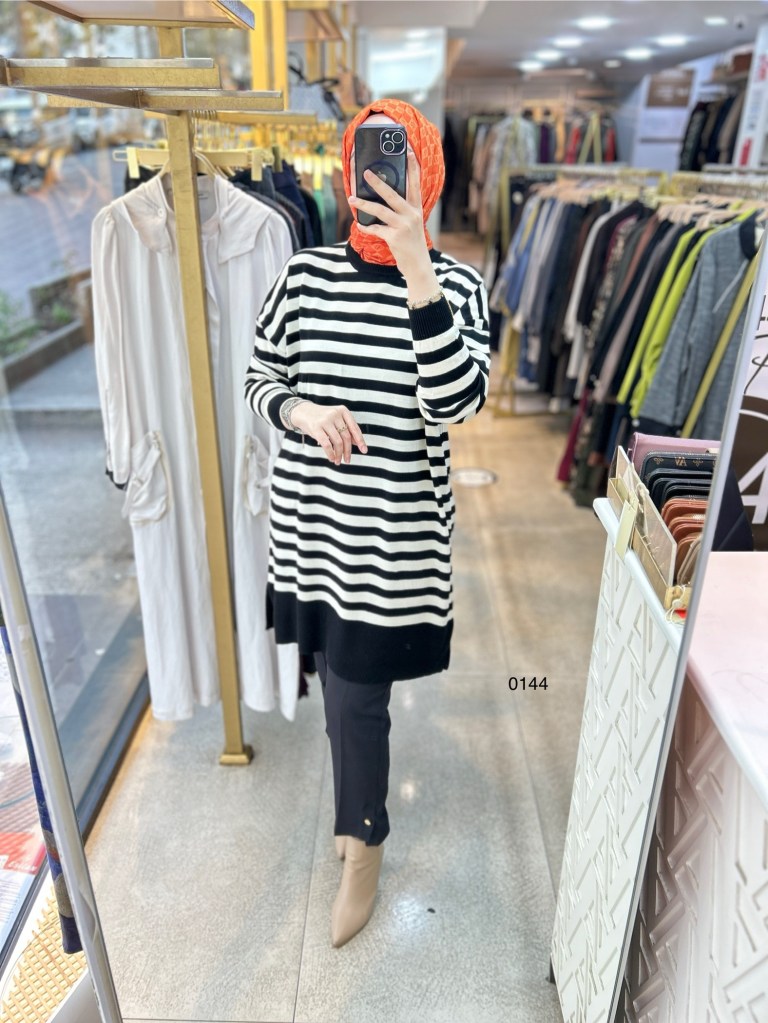 0144 Çizgili Triko