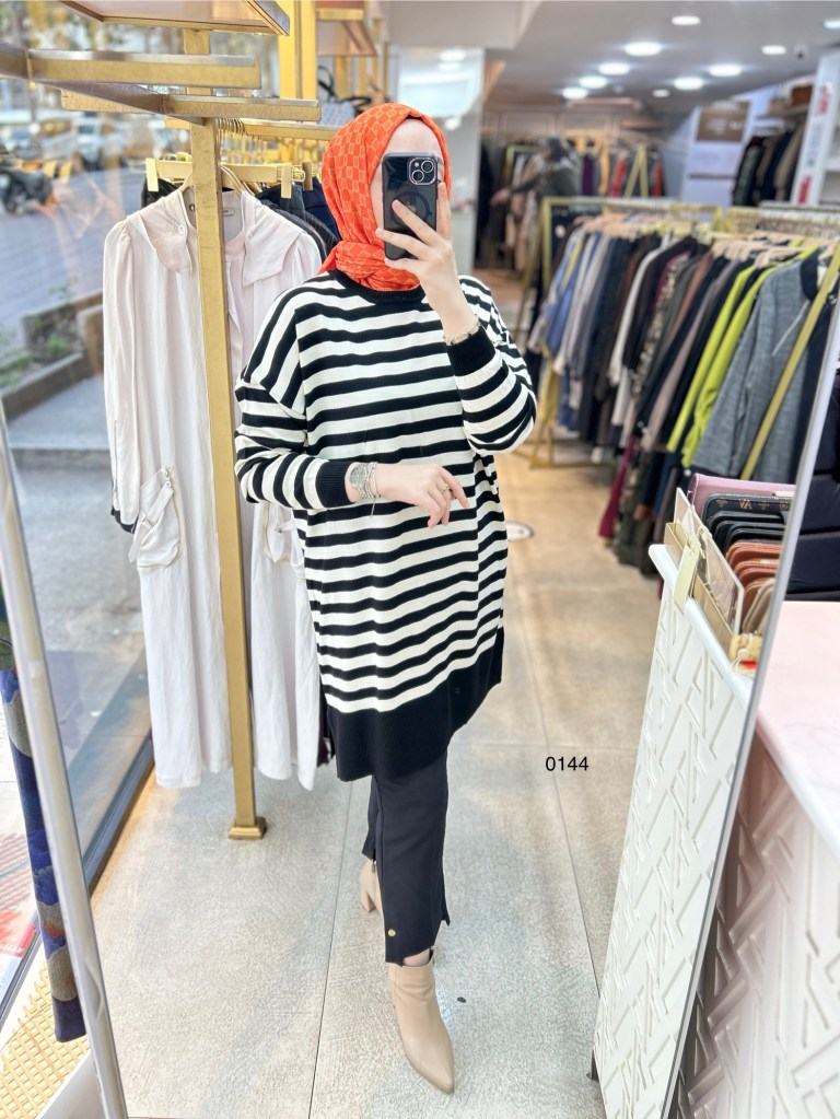 0144 Çizgili Triko
