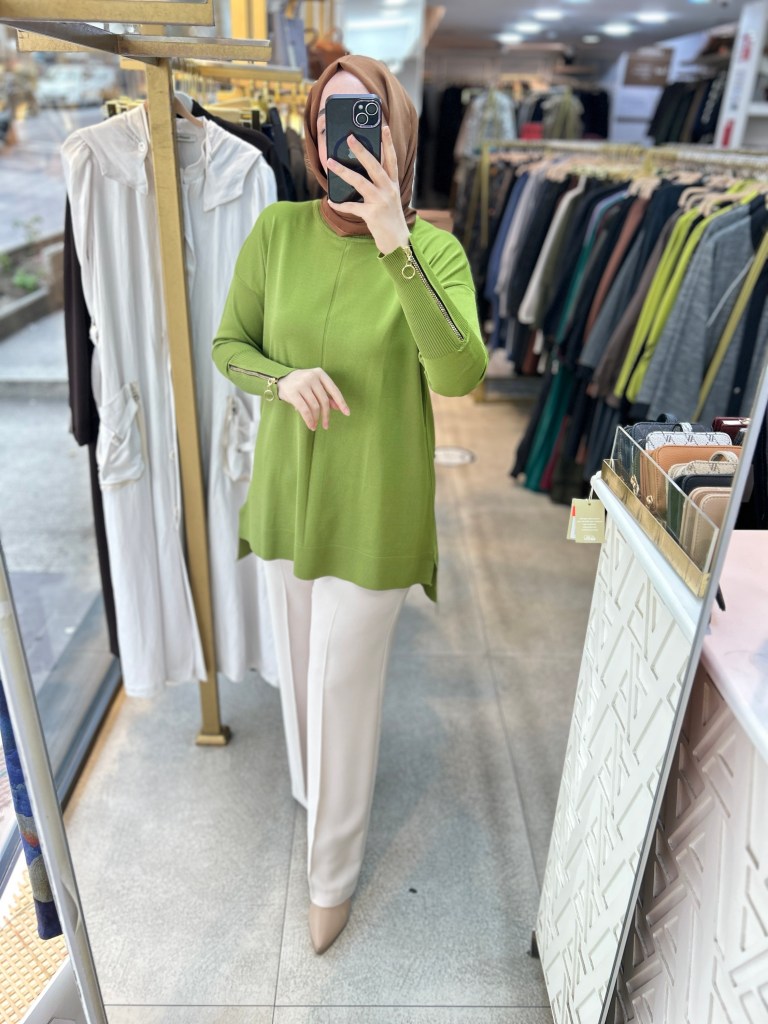 0333 Kol Fermuar Detaylı Tunik