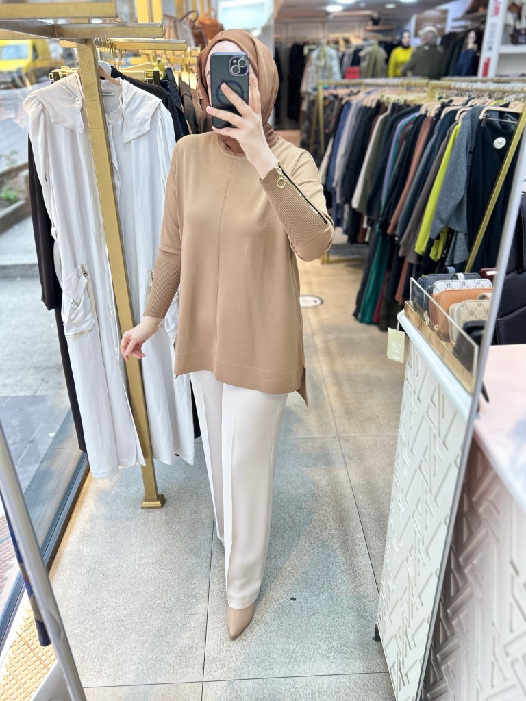 0333 Kol Fermuar Detaylı Tunik