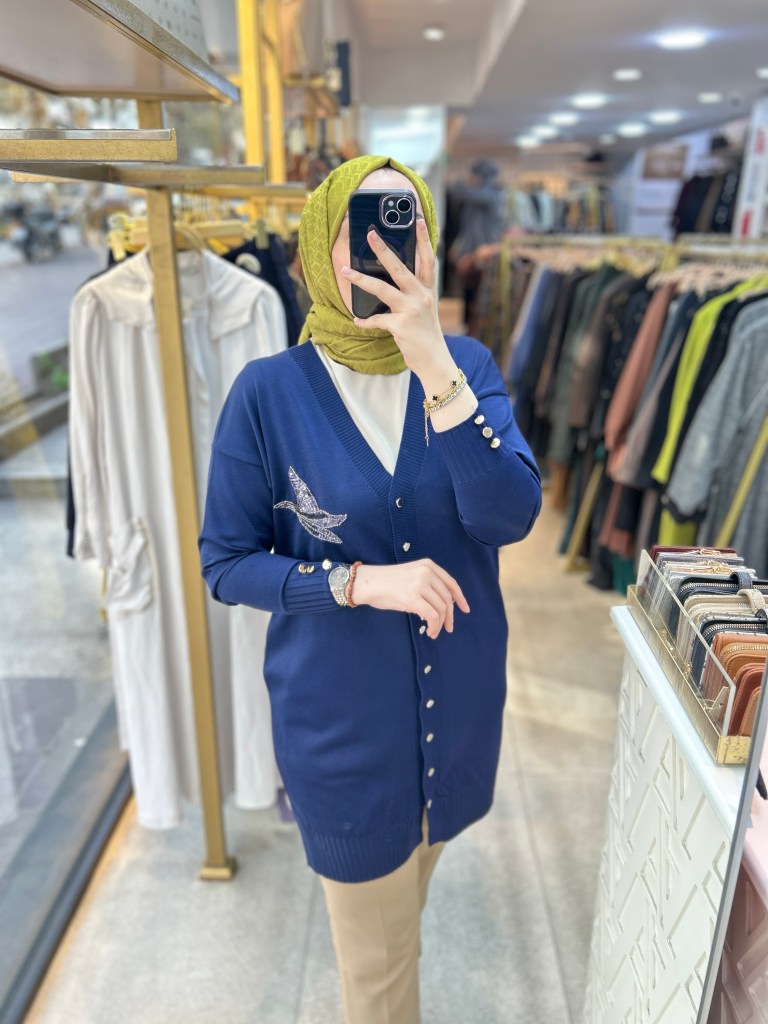 3207 Kuş Detaylı Tunik