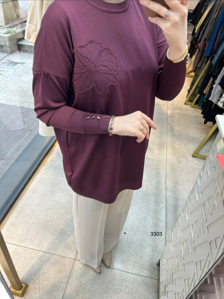 3303 Çiçek Detaylı Triko