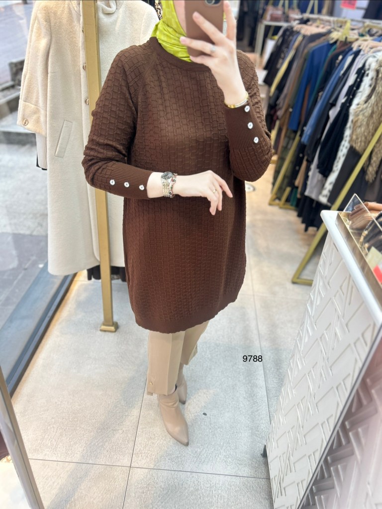 9788 Kolu Düğmeli Triko Tunik
