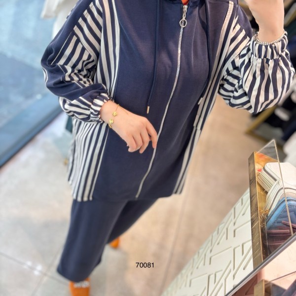 70081 Çizgi Detaylı Spor Takım - Görsel 10