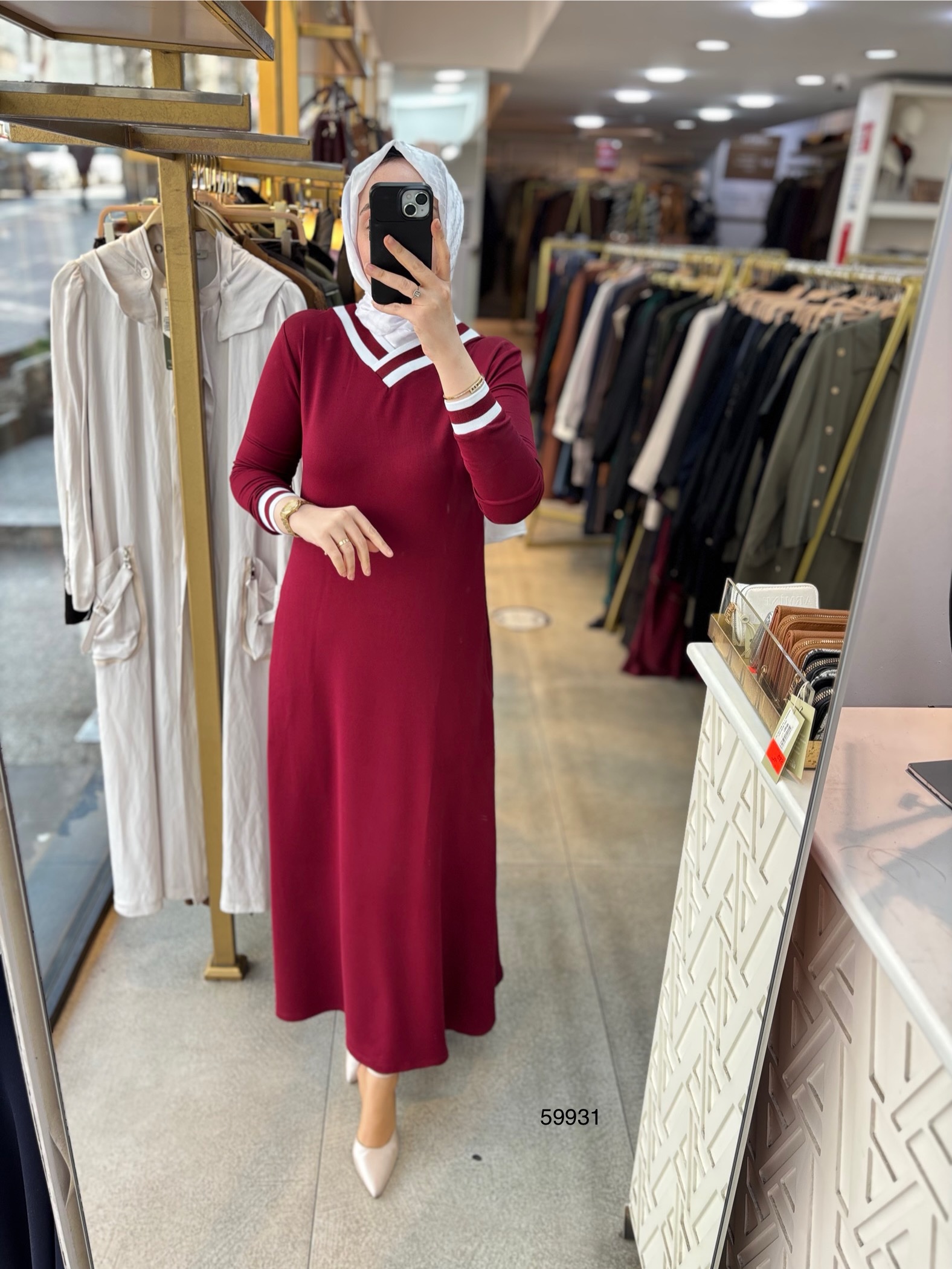 59931 V yaka Çizgili Elbise - Görsel 4