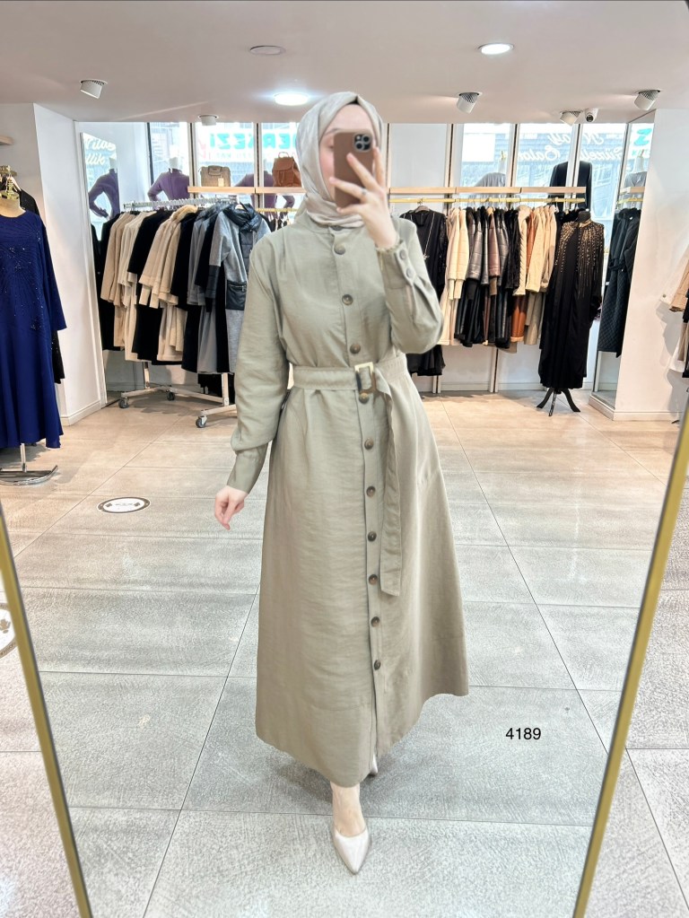 4189 Düğmeli Boydan Elbise