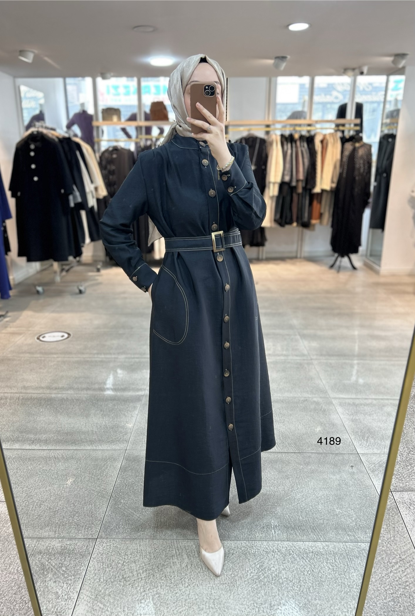 4189 Düğmeli Boydan Elbise - Görsel 4