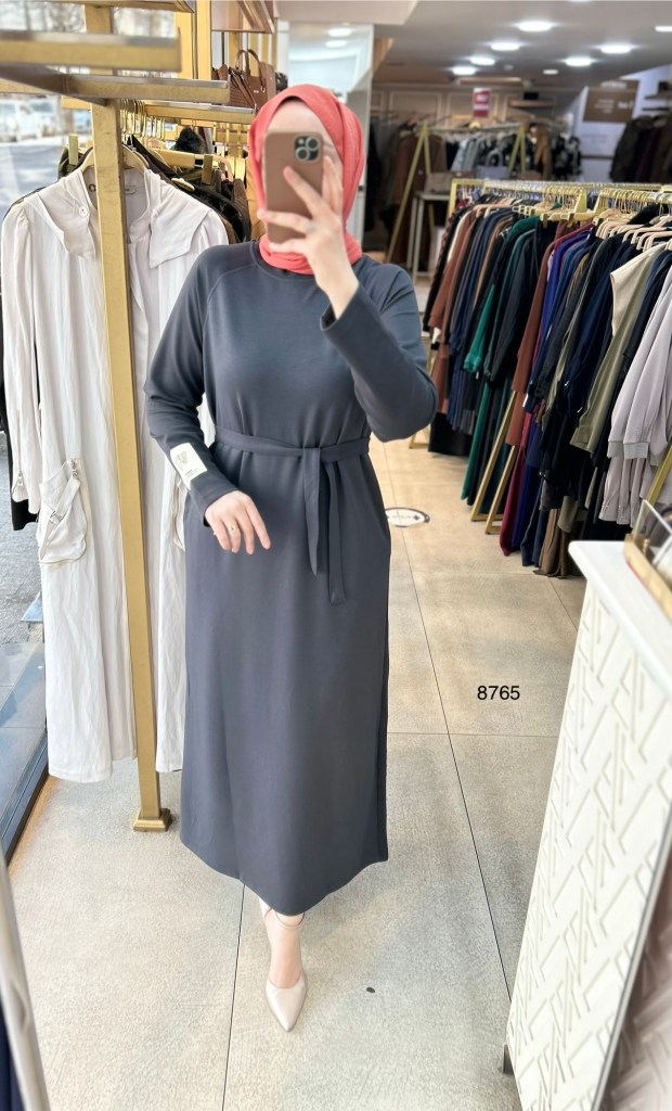 8765 Kemerli Elbise