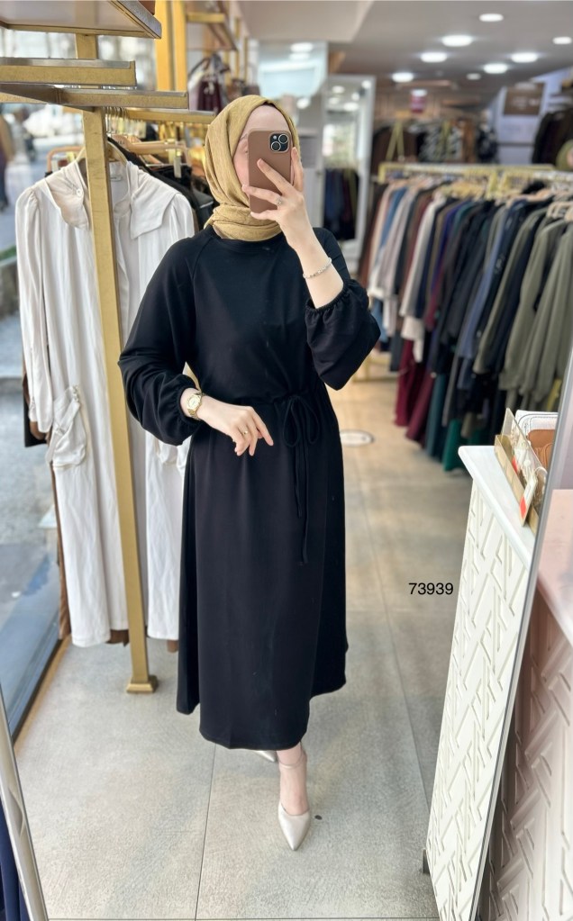 73939 Belden Bağlamalı Elbise
