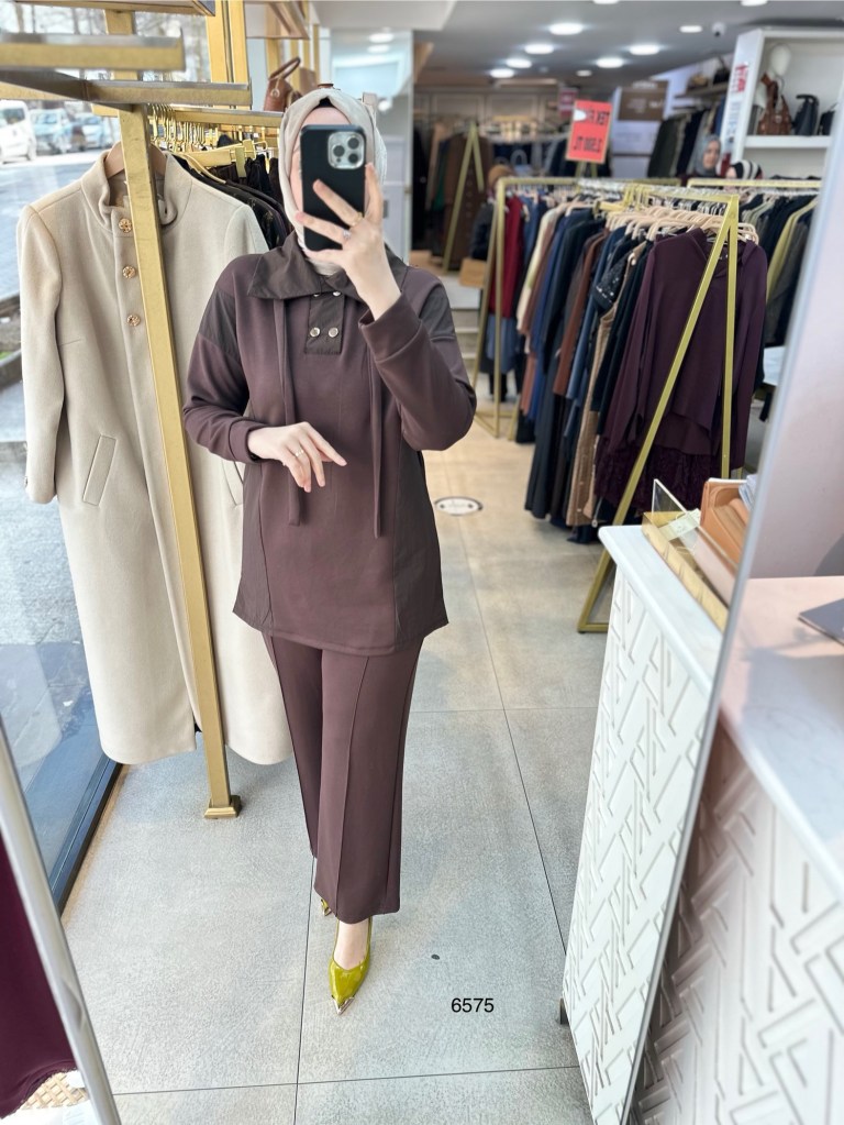 6575 Gömlek Yaka Spor Takım