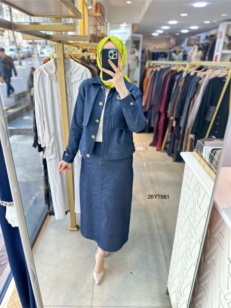 26YT681 Armine Trend Düğmeli Takım