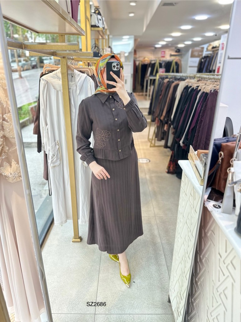SZ2686 Çiçek Detaylı Keten Takım