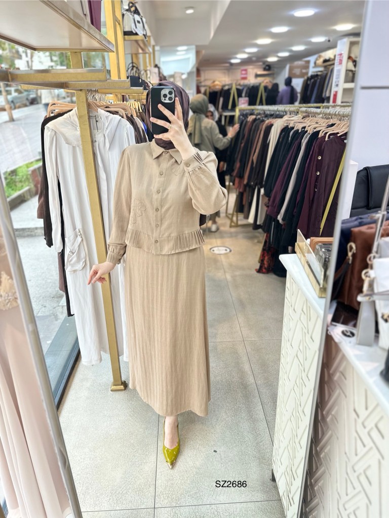 SZ2686 Çiçek Detaylı Keten Takım