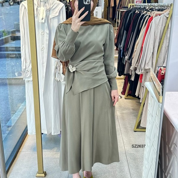 SZ2637 Selma Zaferoğlu Broş Detaylı Takım - Görsel 3